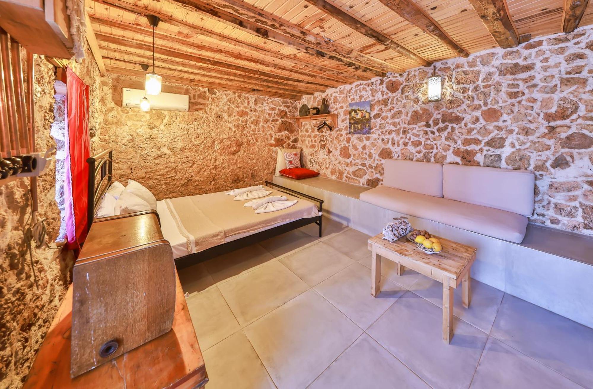 Bademlique Stone Apartament Kaş
