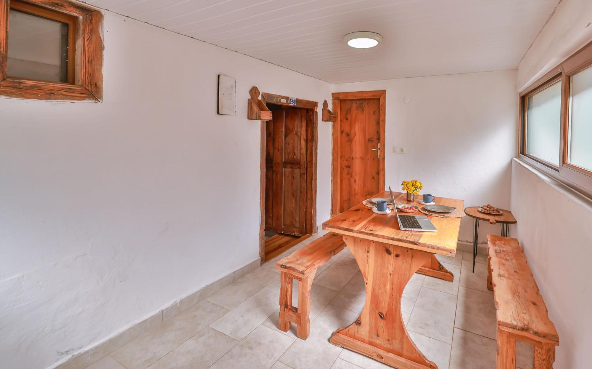 Bademlique Stone Apartament